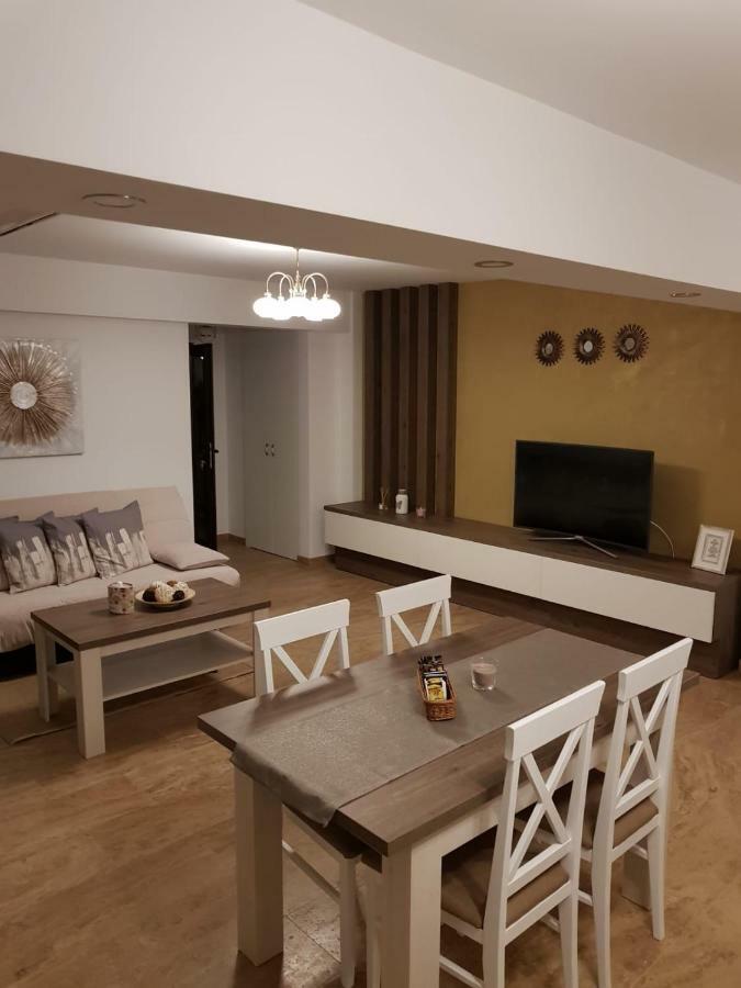 Apartament 2 Camere Ultracentral Râmnicu Vâlcea Exteriör bild